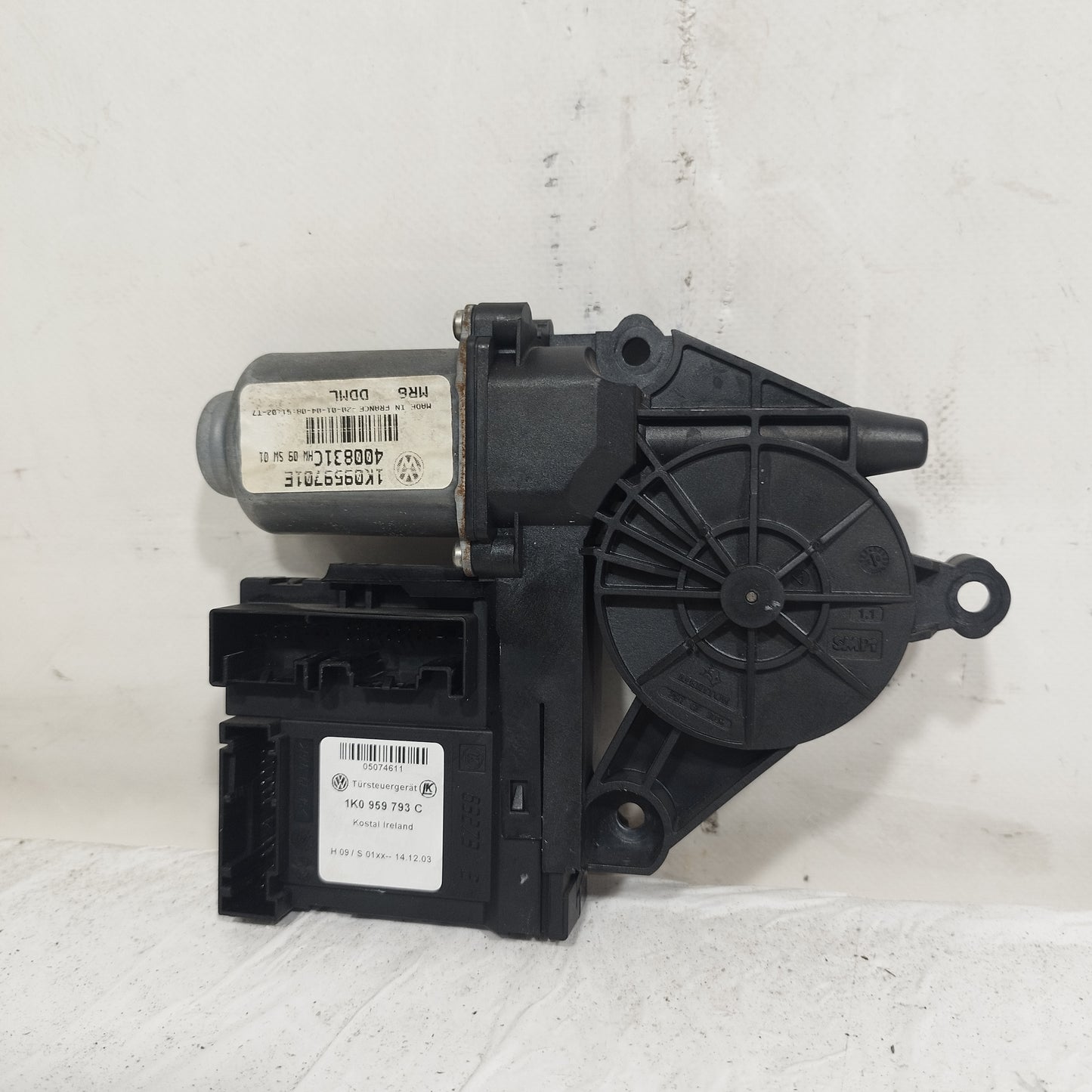 Motorino alzacristalli anteriore sx Volkswagen Golf V (1K1) 2003-2008 cod: 1K0959793C ecoAC16385