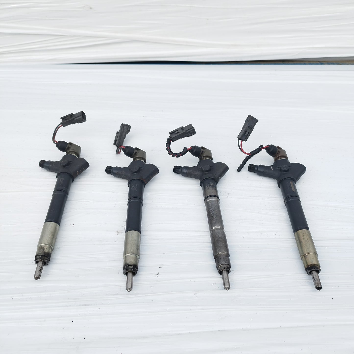 Iniettori Denso Toyota Avensis 2.2 D 2006 cod: 23670-26011 ecoAC15716