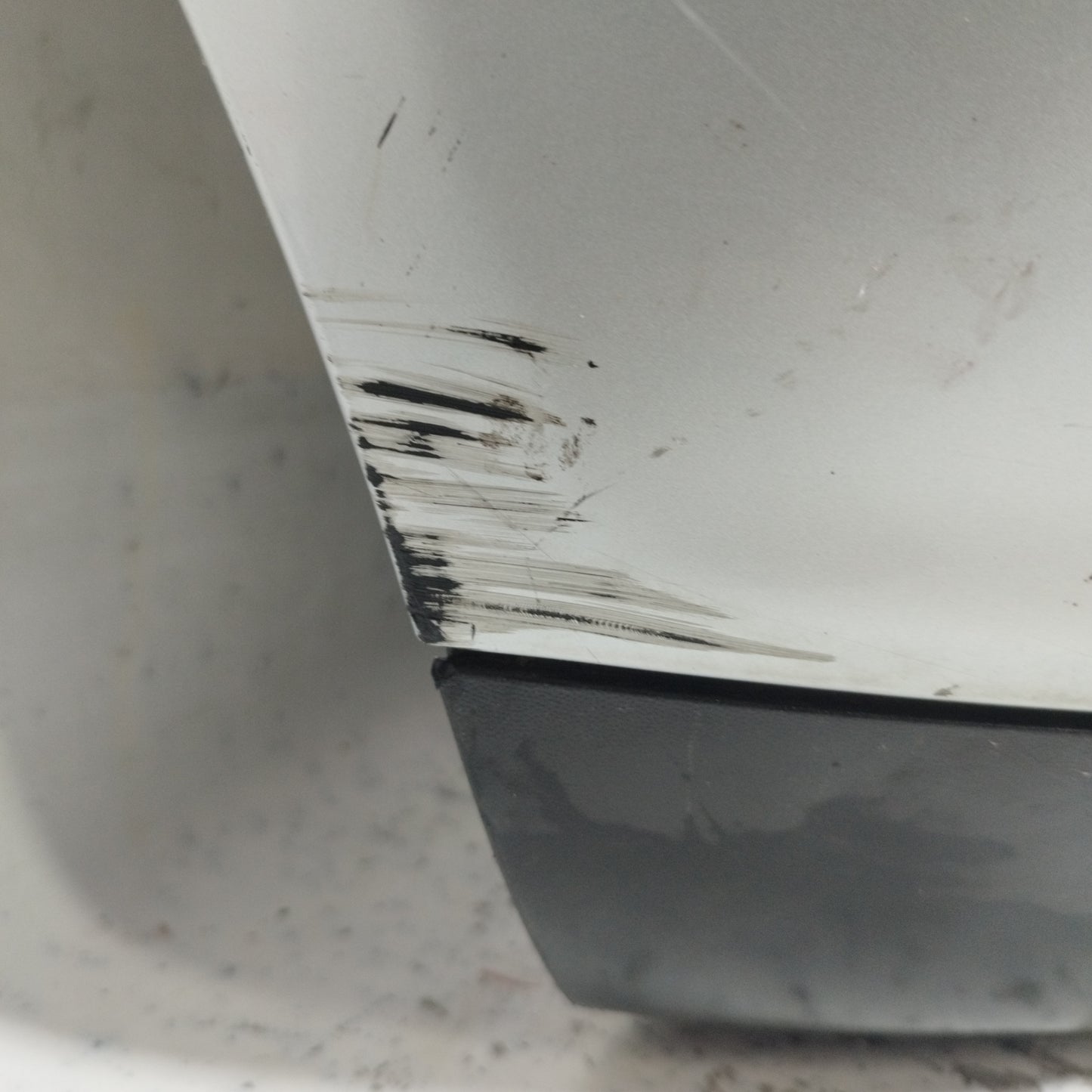 Seat Ibiza 2005 ecoAC9673 silbergraue Heckstoßstange