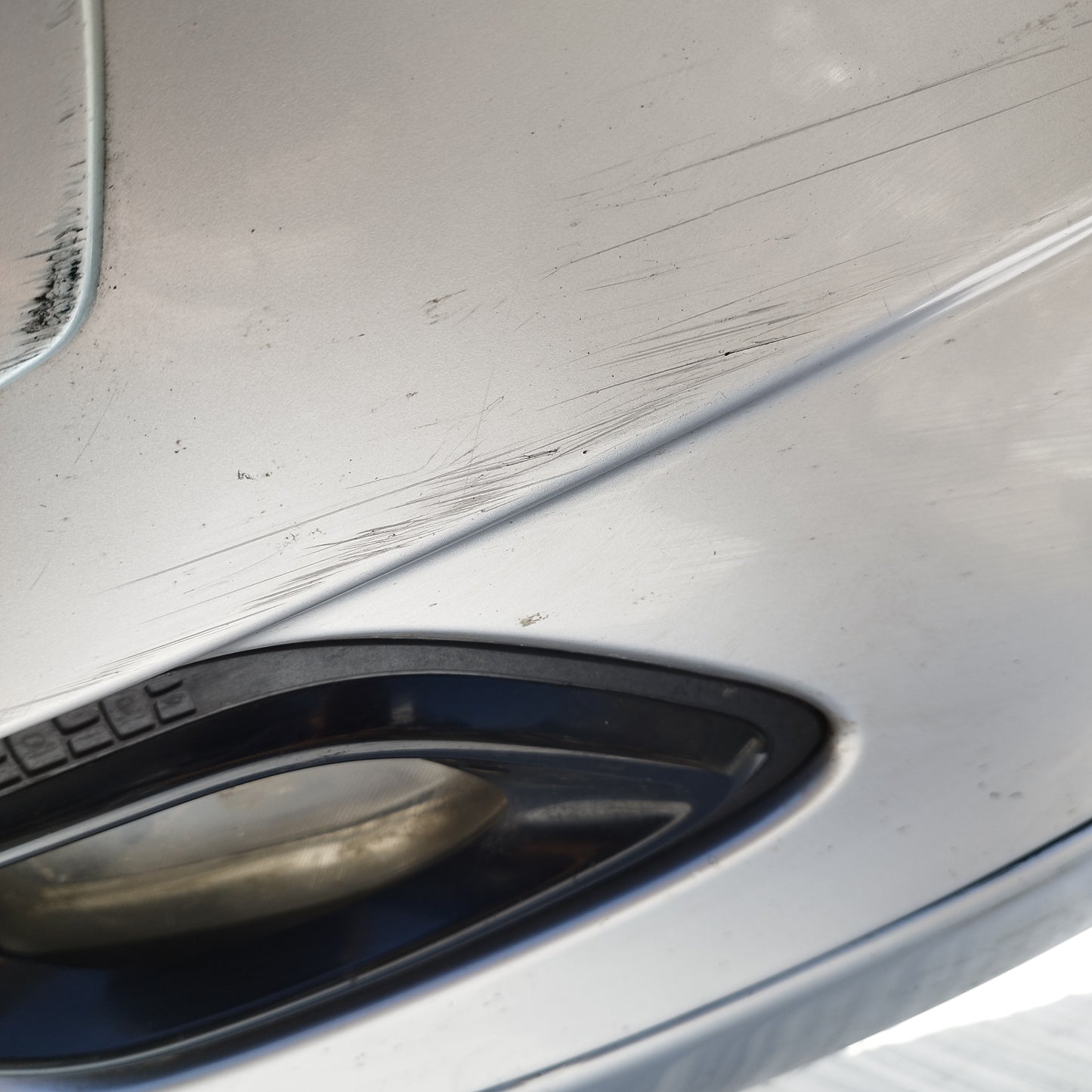 Paraurti anteriore grigio Lancia Delta III (844) 2011-2014 cod: 735452753 ecoDM146