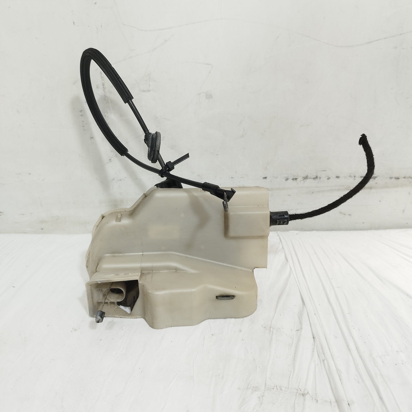 Serratura anteriore dx Volkswagen Touran (1T1 / 1T2) 2003-2010 ecoAC16518