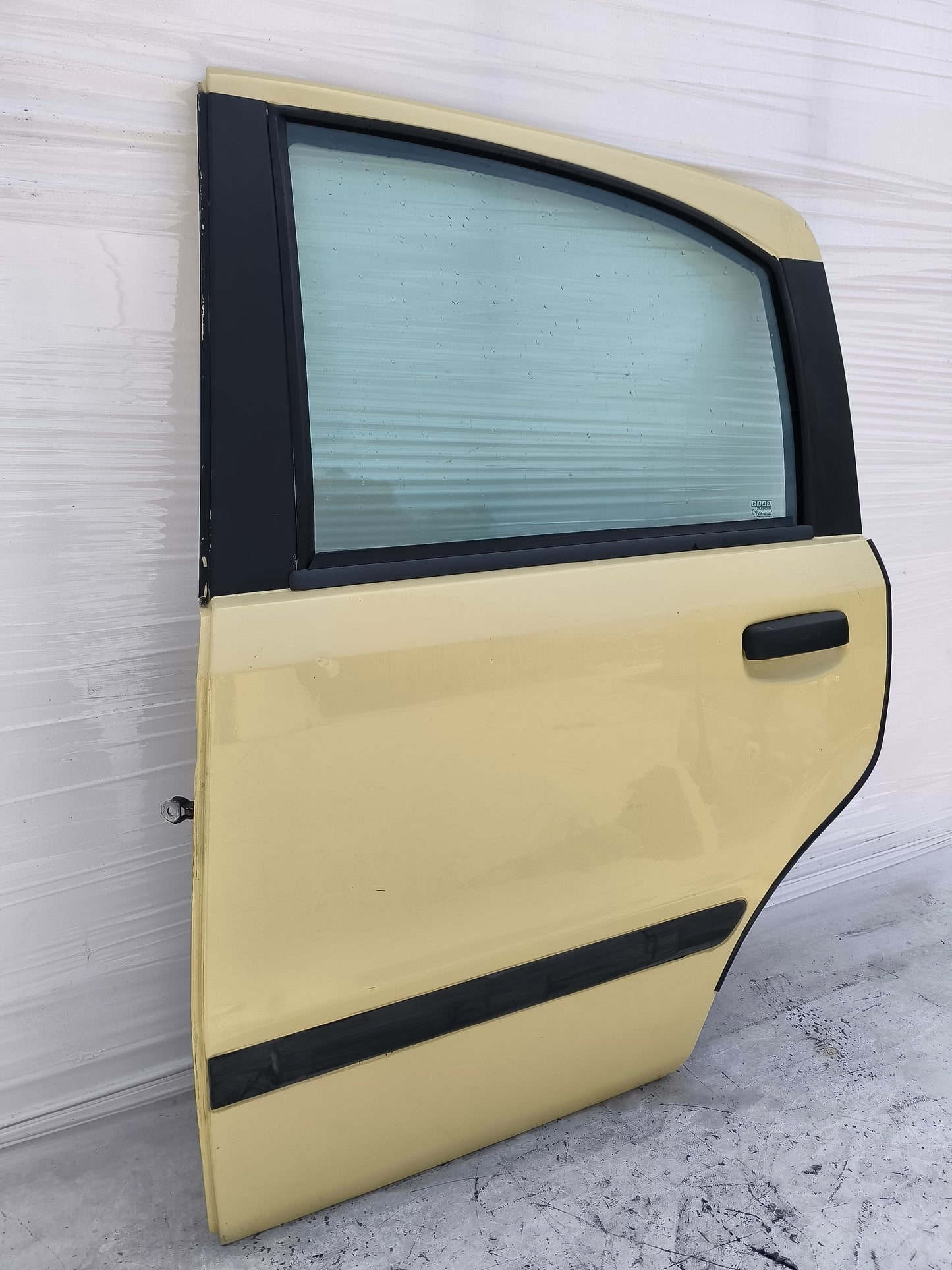 Sportello posteriore sx Fiat Panda 169 2003-2011 giallo ecoAG8213