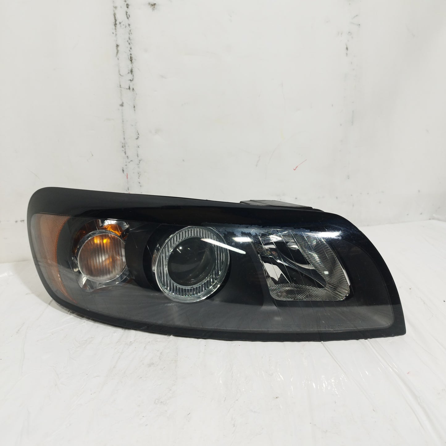 Fanale anteriore dx Volvo C30 2007 cod: 0301232202 ecoAC14754
