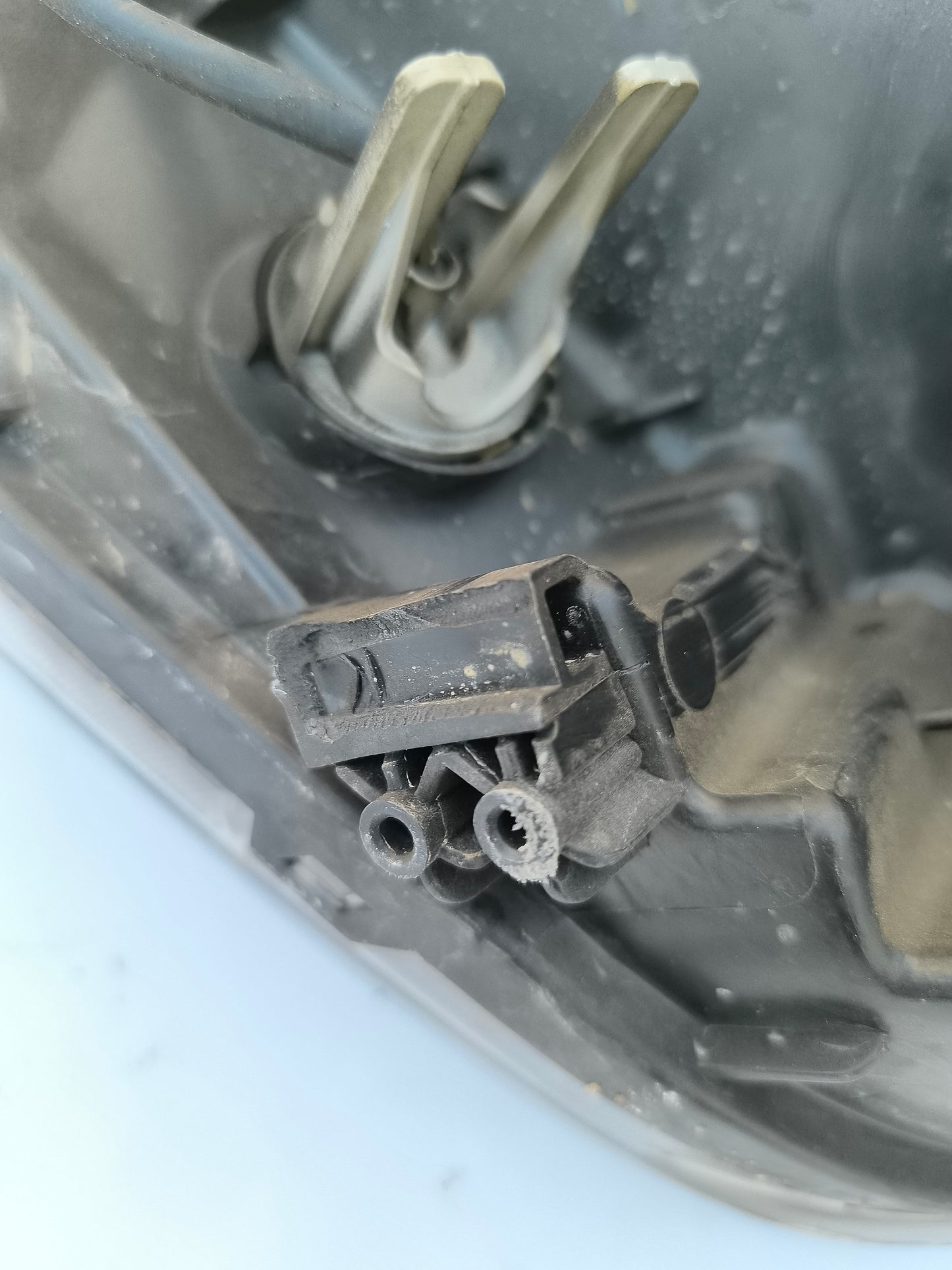 Weiße Frontpartie Chevrolet Orlando Baujahr 2015 ecoAG6473