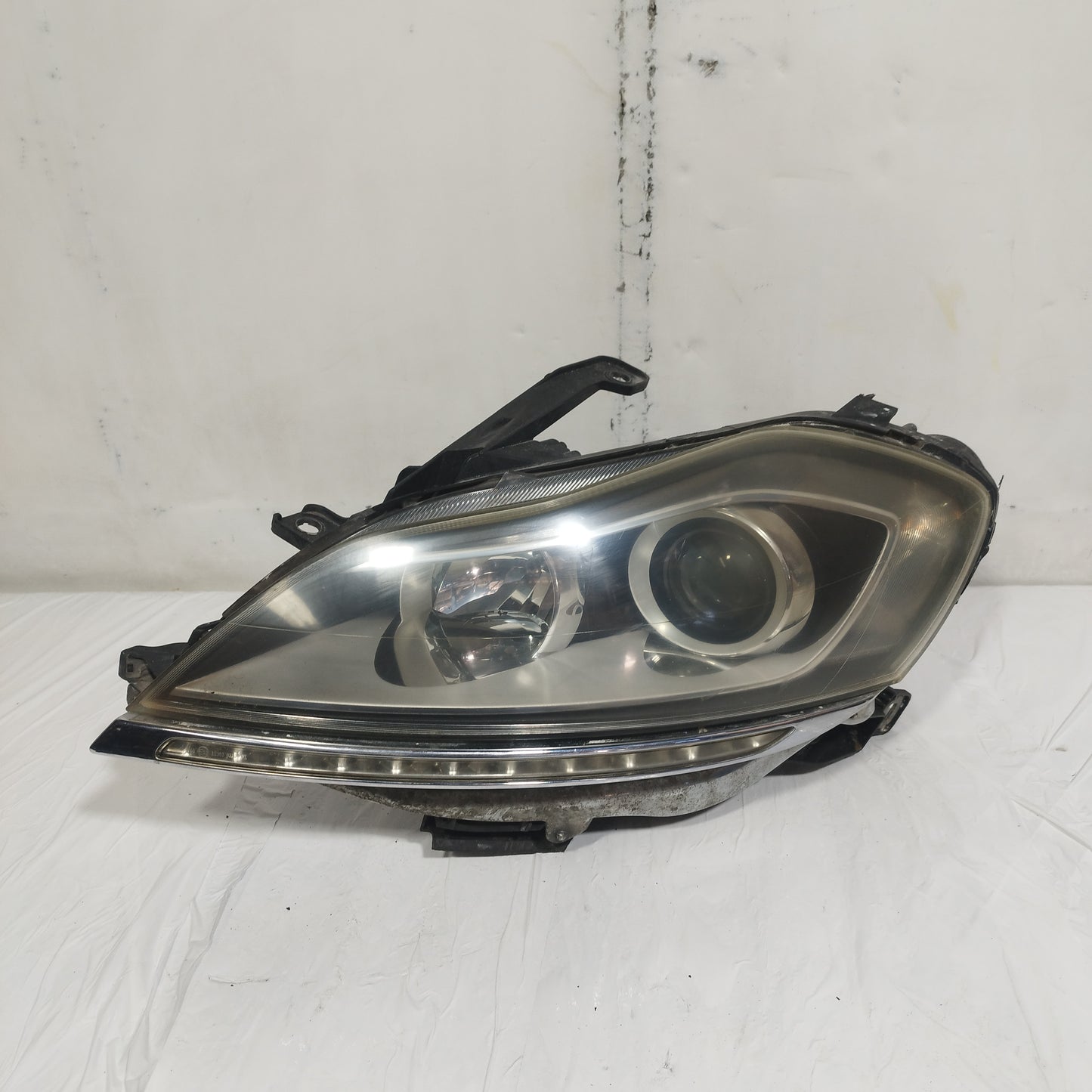 Fanale anteriore sx Lancia Delta III serie (844) 2012 cod: 51824830 ecoAC15088