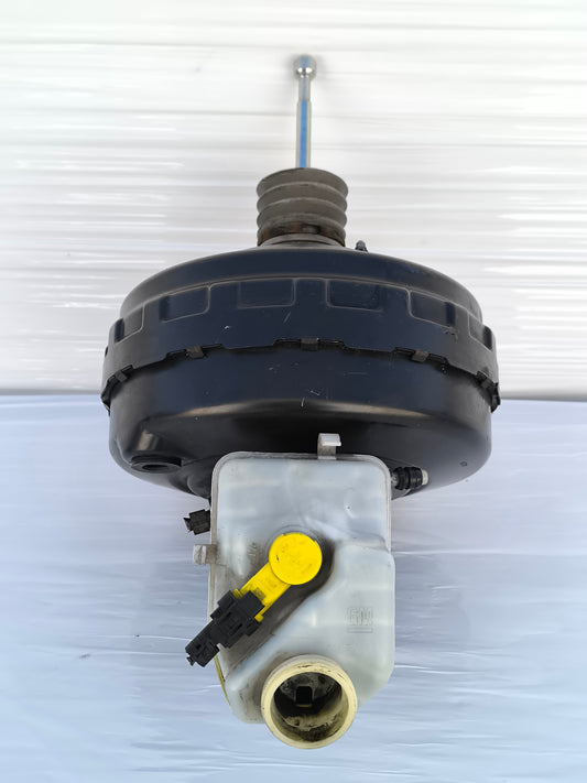 Servofreno Opel Insignia 2.0 CDTI anno 2011 Cod. 13228183AS ecoAG7836