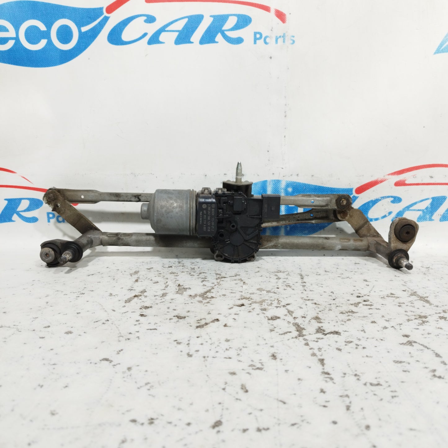 Front windshield wiper motor Volkswagen Polo 2012 code: 0390241566 ecoAC9295