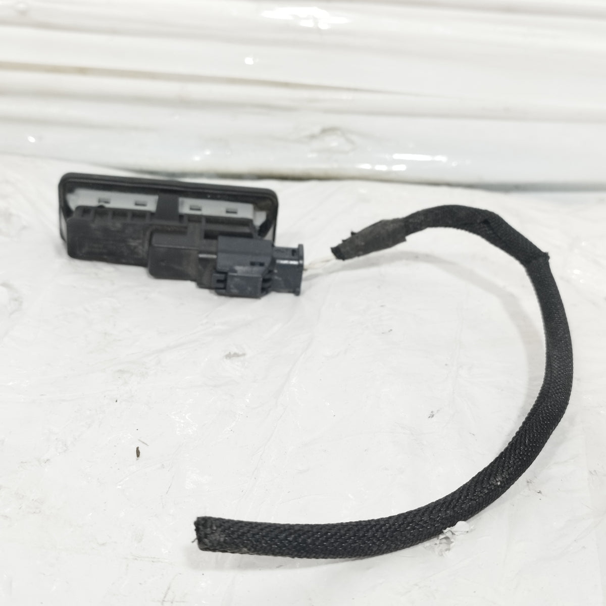 Interruttore portellone Citroen C3 III 2016-2023 cod: 95835t02 ecoAC17373