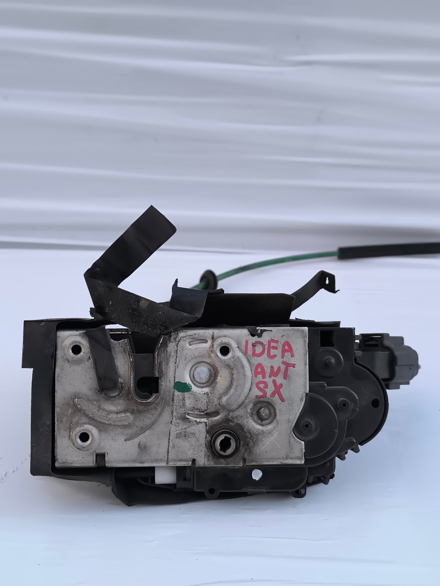 Serratura anteriore sx Fiat Idea anno 2006 cod: 51708421 ecoAG7782