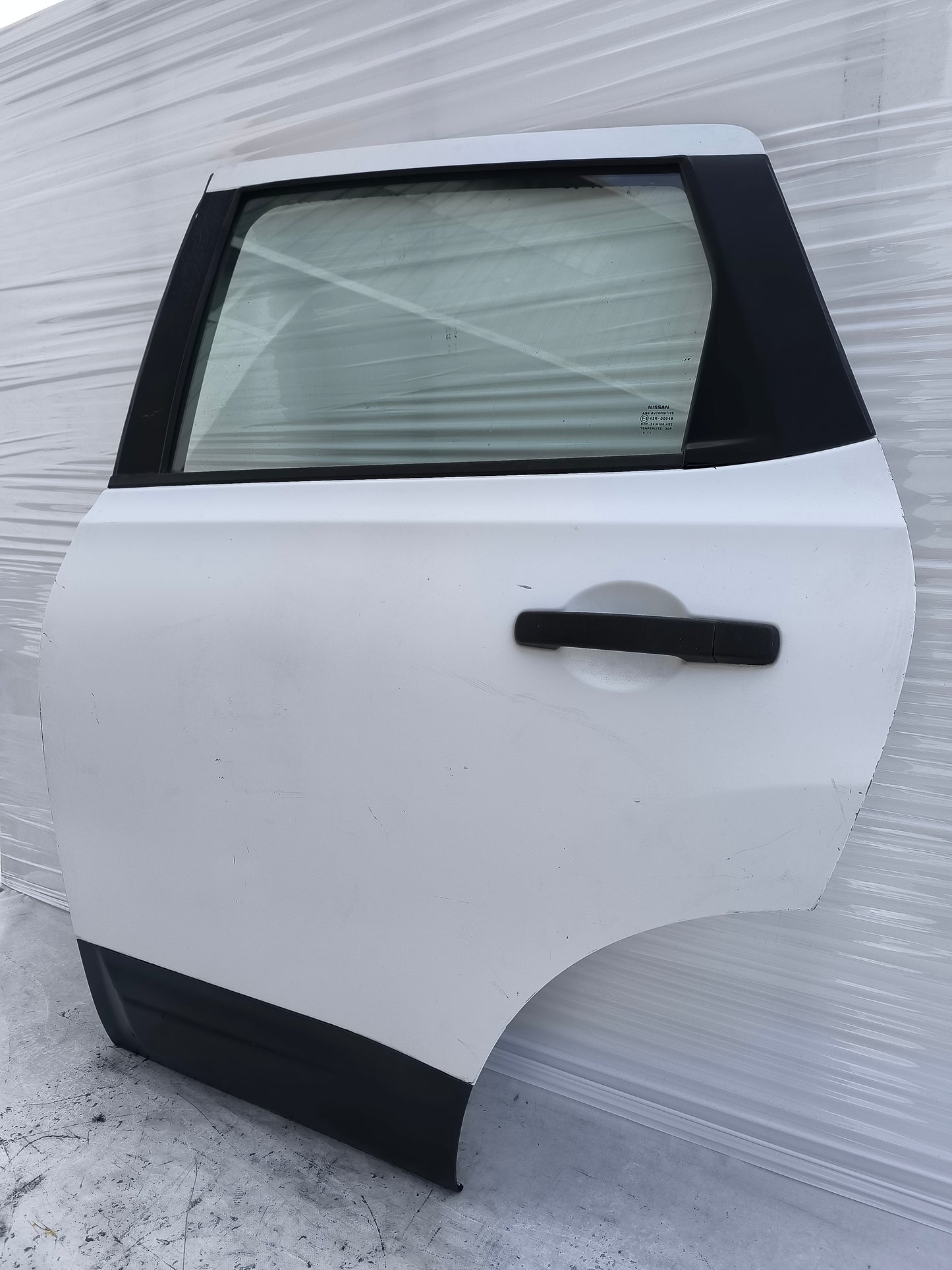 Sportello posteriore sx bianco Nissan Qashqai anno 2007-2013 ecoAG8146