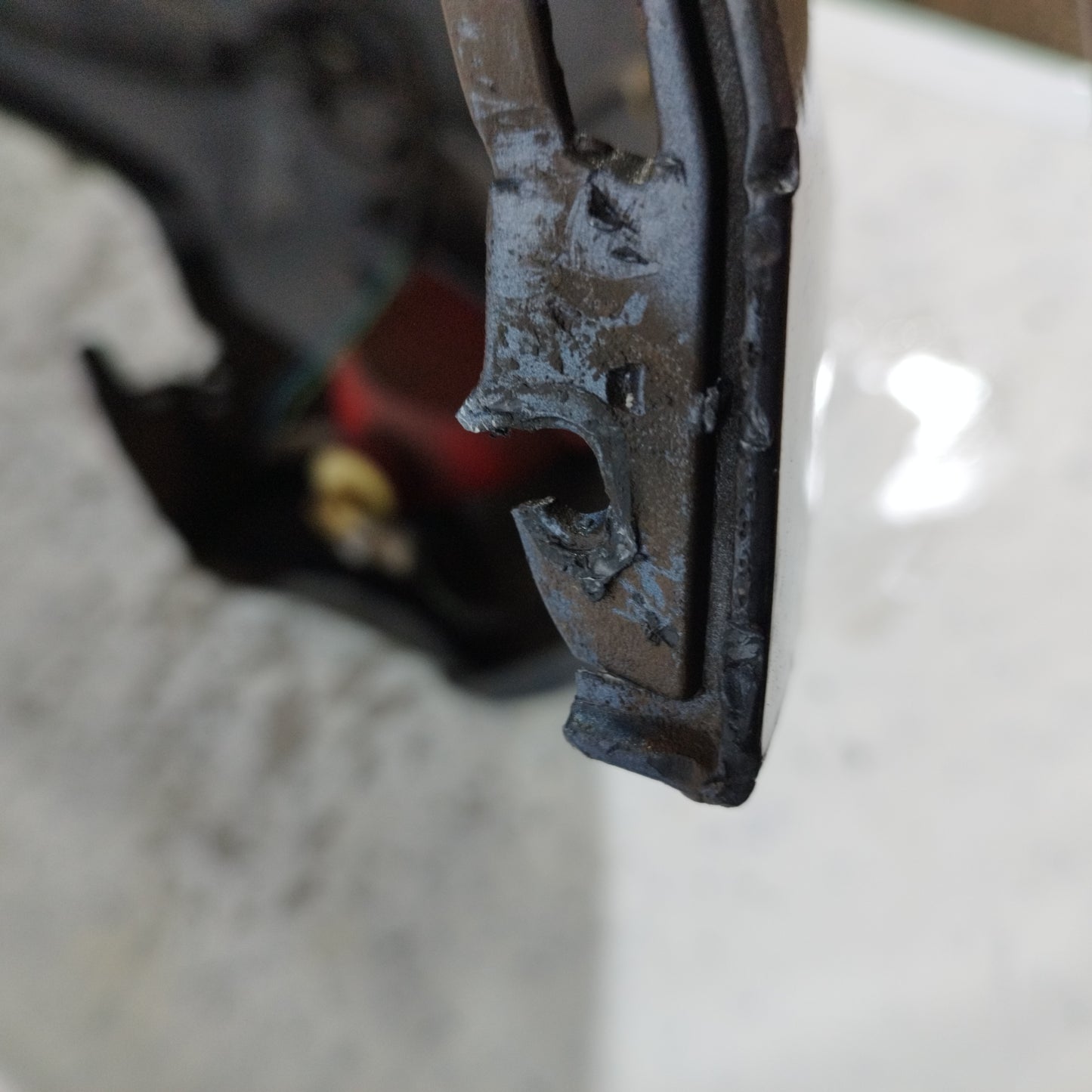 Dunkelgraue Heckstoßstange Renault Clio 2010 ecoAC10356