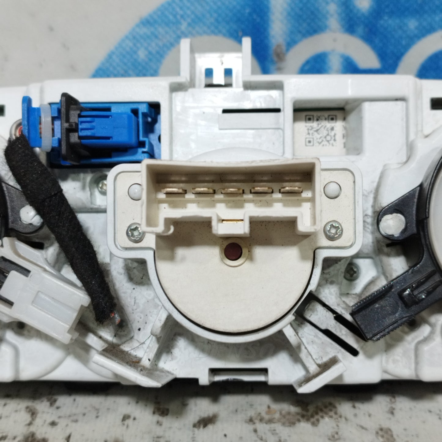 A/C Button Panel Fiat 500L 2013 Code: 5R2240100 ecoAC9383