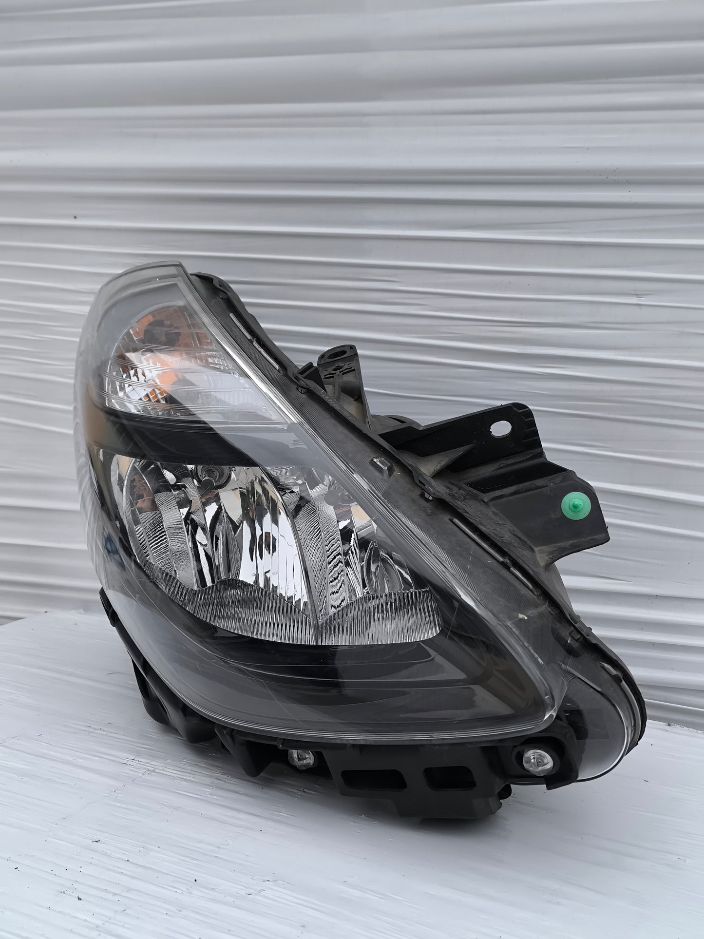 Fanale anteriore dx Renault Clio III (X85) anno 2009-2012 ecoAG8390