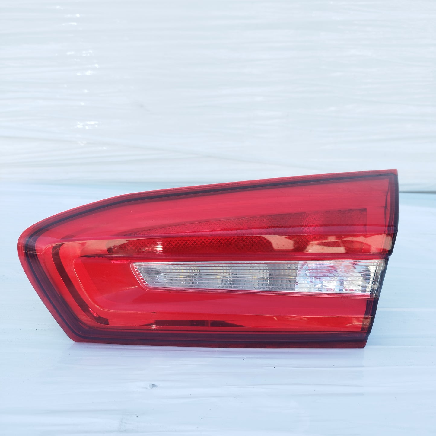 Fanale posteriore interno dx a Led Ford Focus 2020 cod: JX7B-13A602-CC ecoDM095