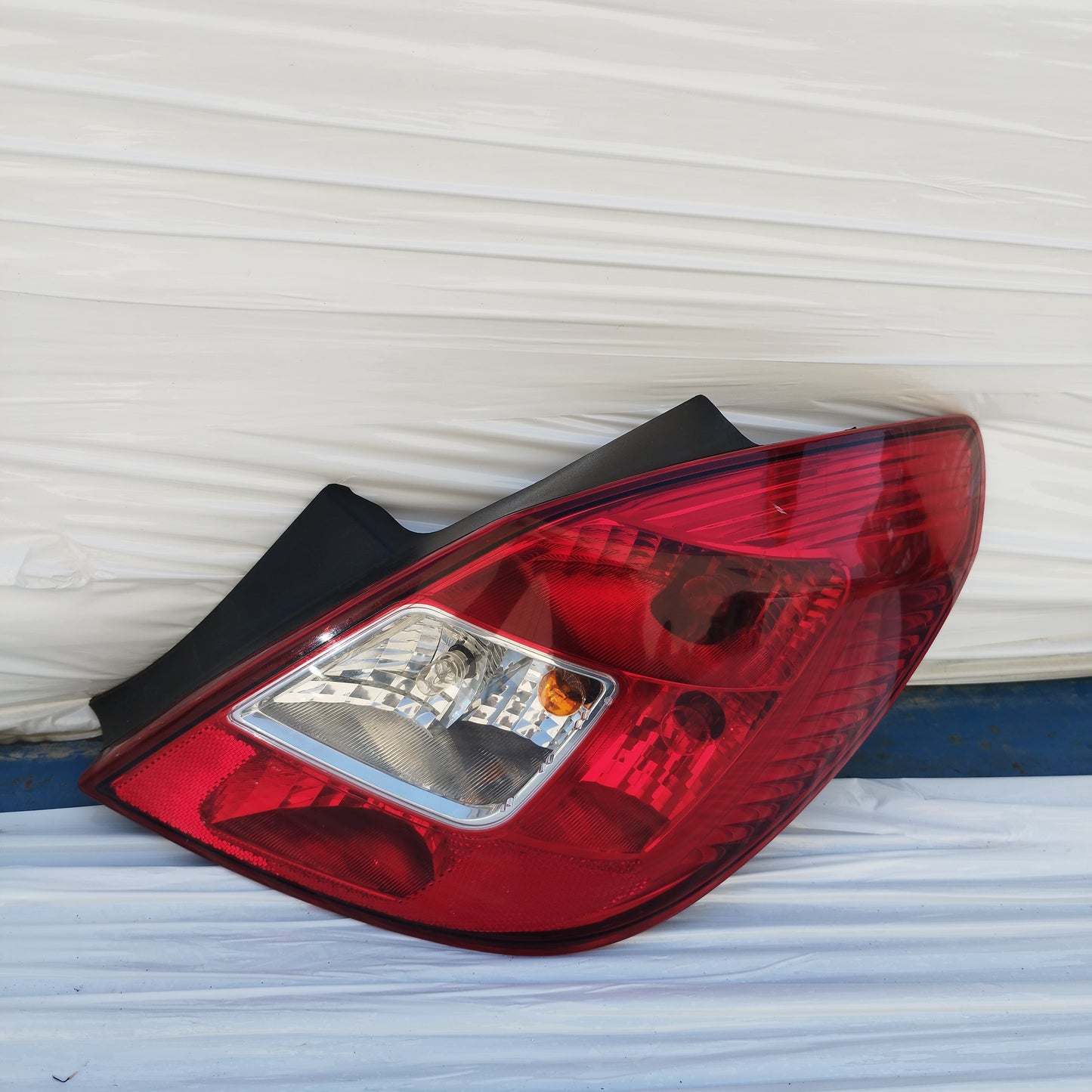 Fanale posteriore dx Opel Corsa D 5 porte 2006-2014 cod: 13188046 ecoDM449