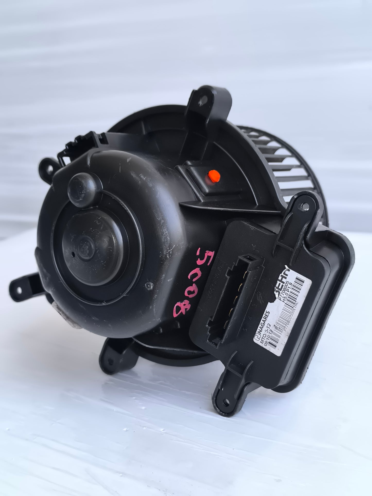 Ventola stufa abitacolo automatica Peugeot 3008 I / 5008 I anno 2009-2017 cod: t3953001 ecoAG8586
