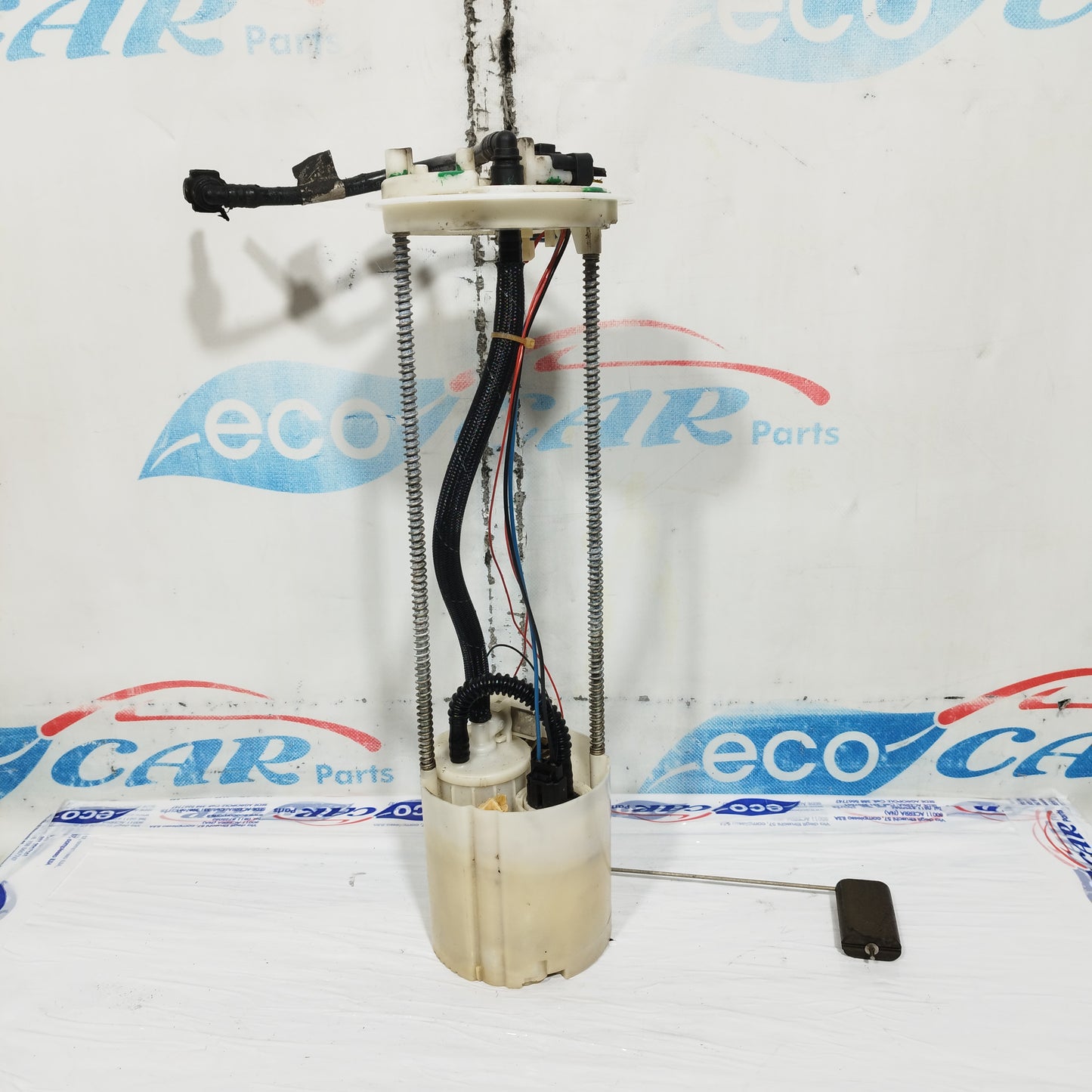 Maserati Quattroporte 4.2B 2009 Schwimmerpumpe Code: 214369 ecoAC10903