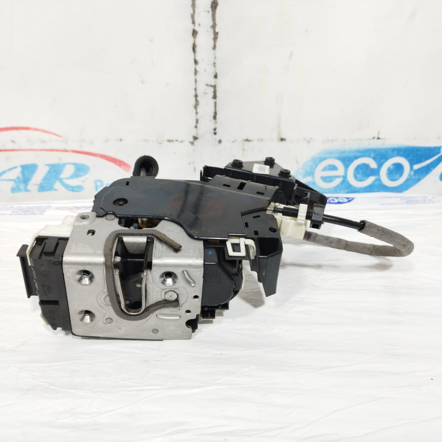 Front left lock Mercedes C-Class W204 2010 Code:A2047201535 ecoAC11118