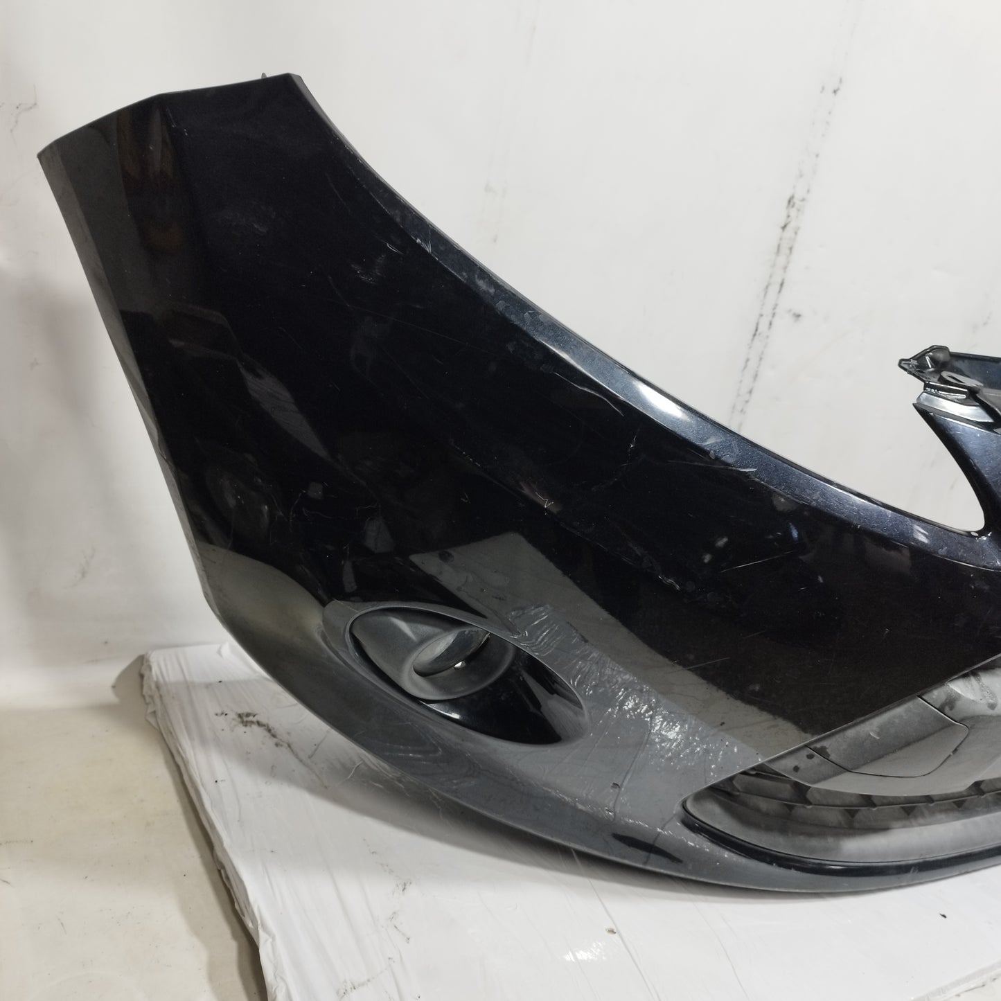 Paraurti anteriore nero Ford Fiesta (mk6) 2008-2015 ecoAC15386