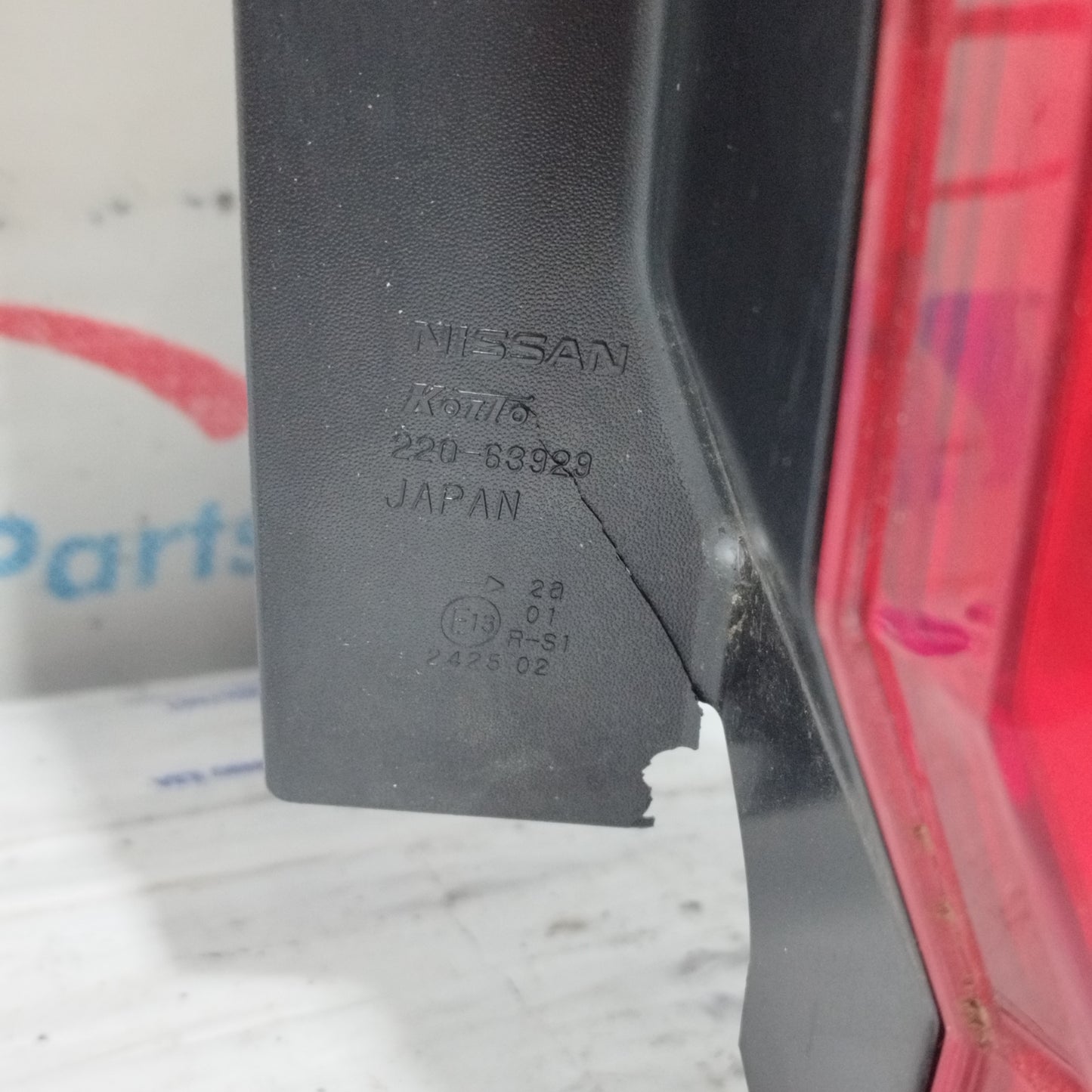 Nissan X-trail 2008 ecoAC10945 right rear light