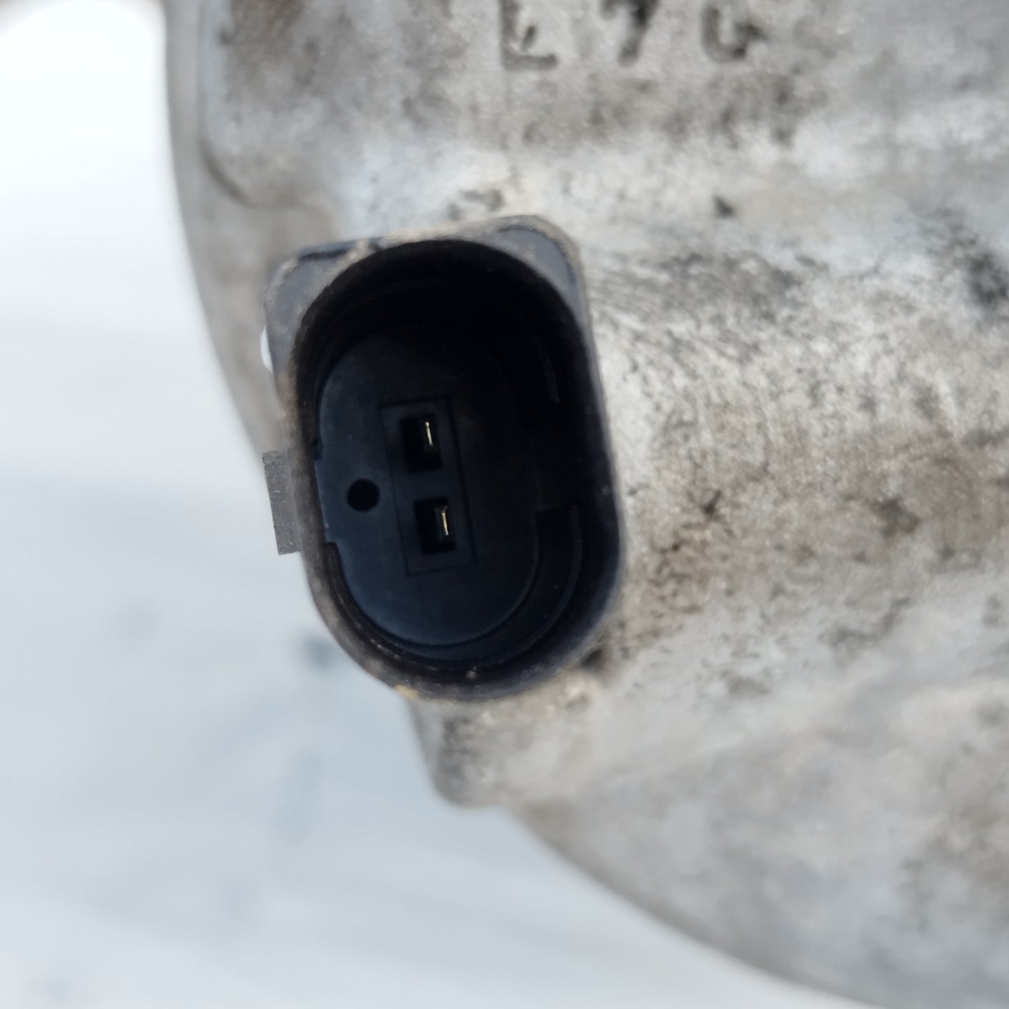 Compressore a / c Seat Leon II (1p) 2.0 TB 2005-2012 2 pin cod: 1K0820859S ecoAC15882