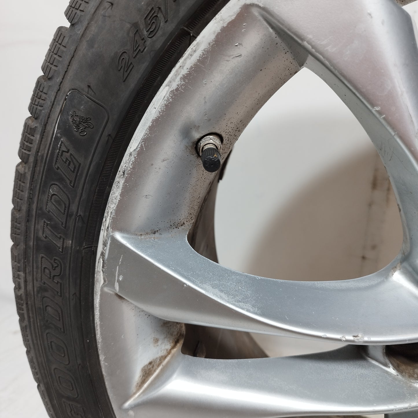 Cerchi in lega con gomme Audi A6 2010 ecoAC13041