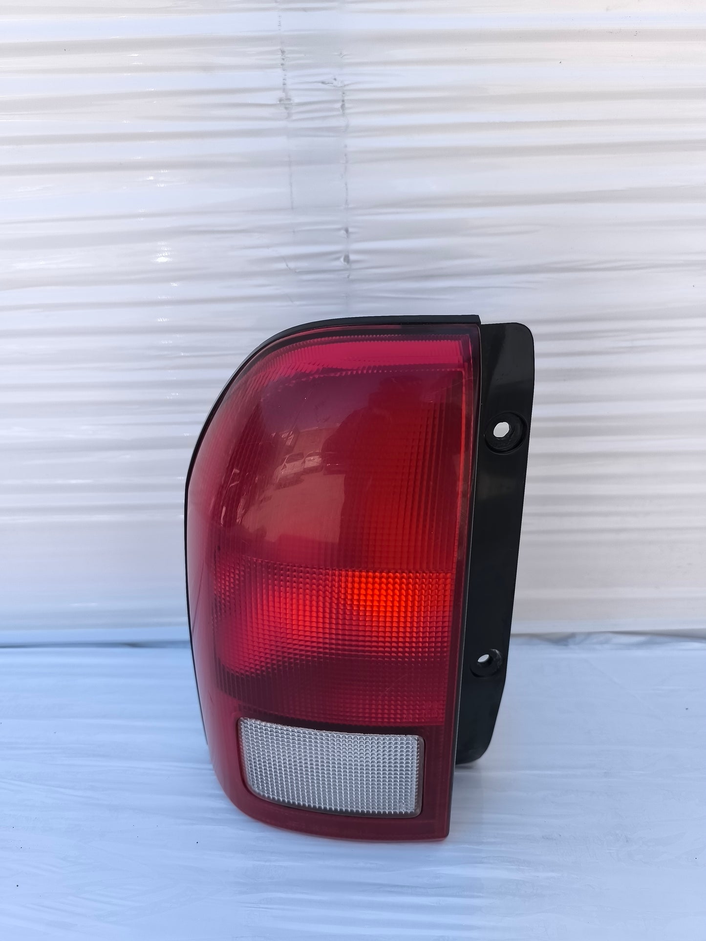 Fanale posteriore sx Suzuki Grand Vitara anno 1999 ecoAG8158