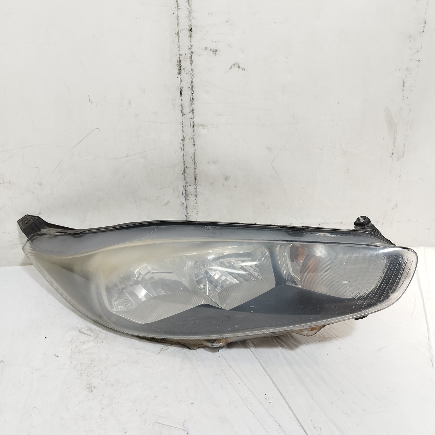 Fanale anteriore dx Ford Fiesta (MK7) 2013-2017 Restyling cod: C1BB-13W029-AG ecoAC16636