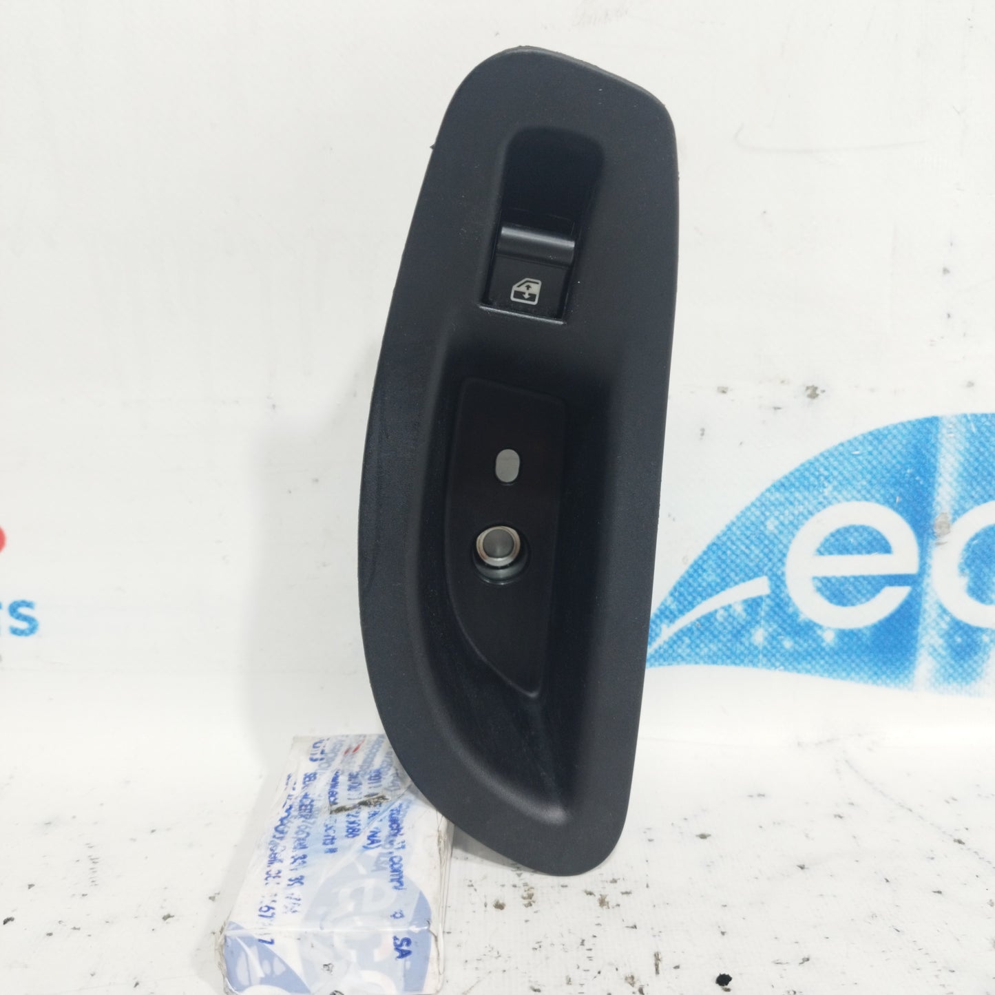 Rear right button panel Fiat 500x 2014 ecoAC8643