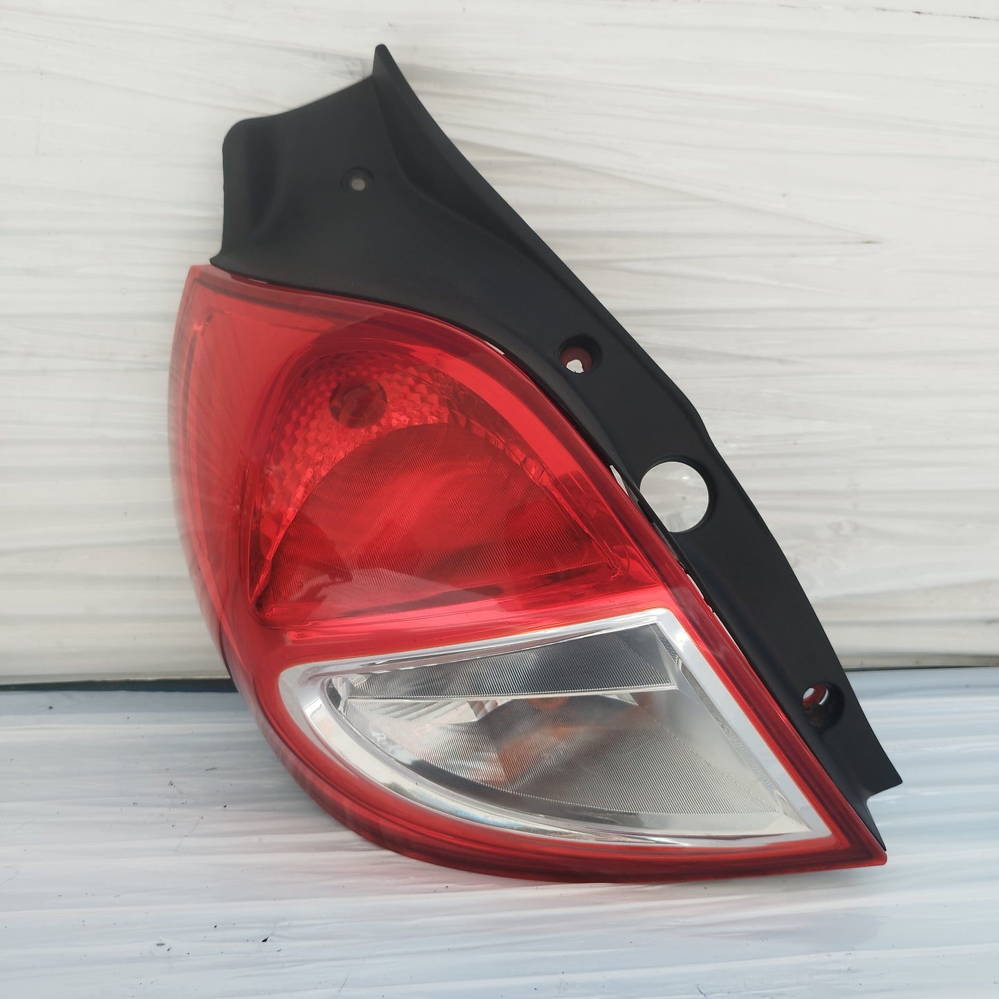 Fanale posteriore sx Renault Clio 2010 ecoDM210