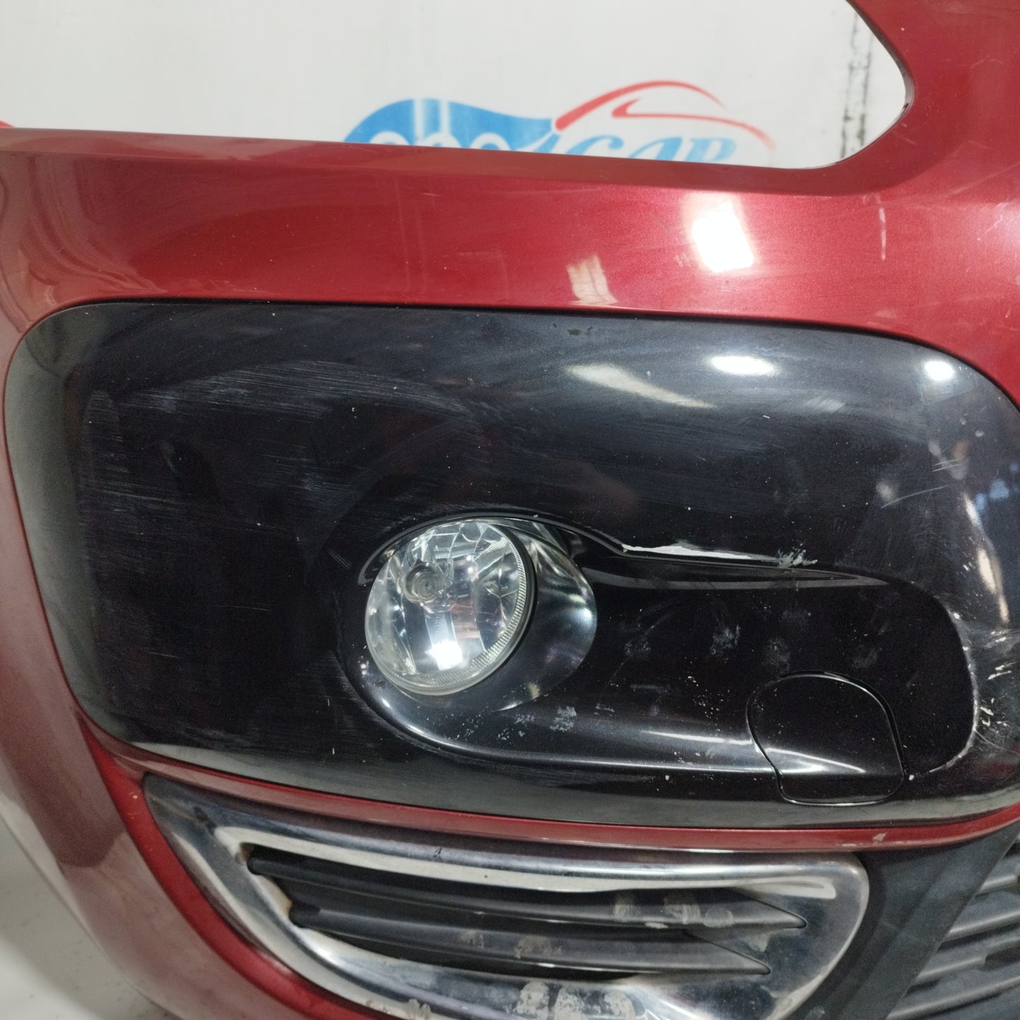 Front bumper burgundy Citroen C3 Picasso 2010 ecoAC10905