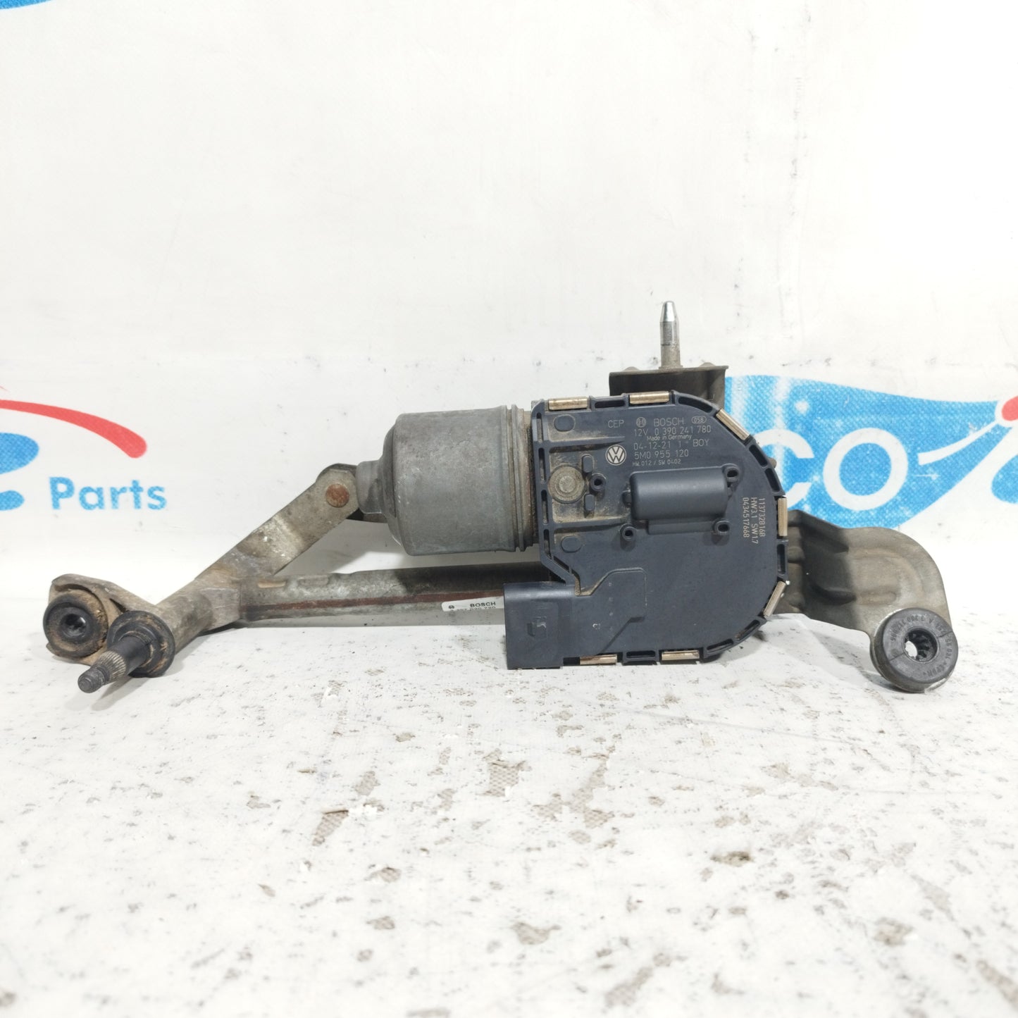 Front windshield wiper motor Volkswagen Golf Plus 2004 code: 3397020720 ecoAC9190