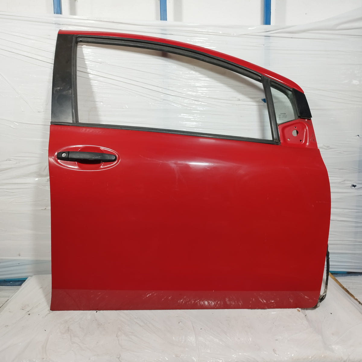 Sportello anteriore dx rosso Toyota Yaris II (XP90) 2005-2011 ecoAC17022
