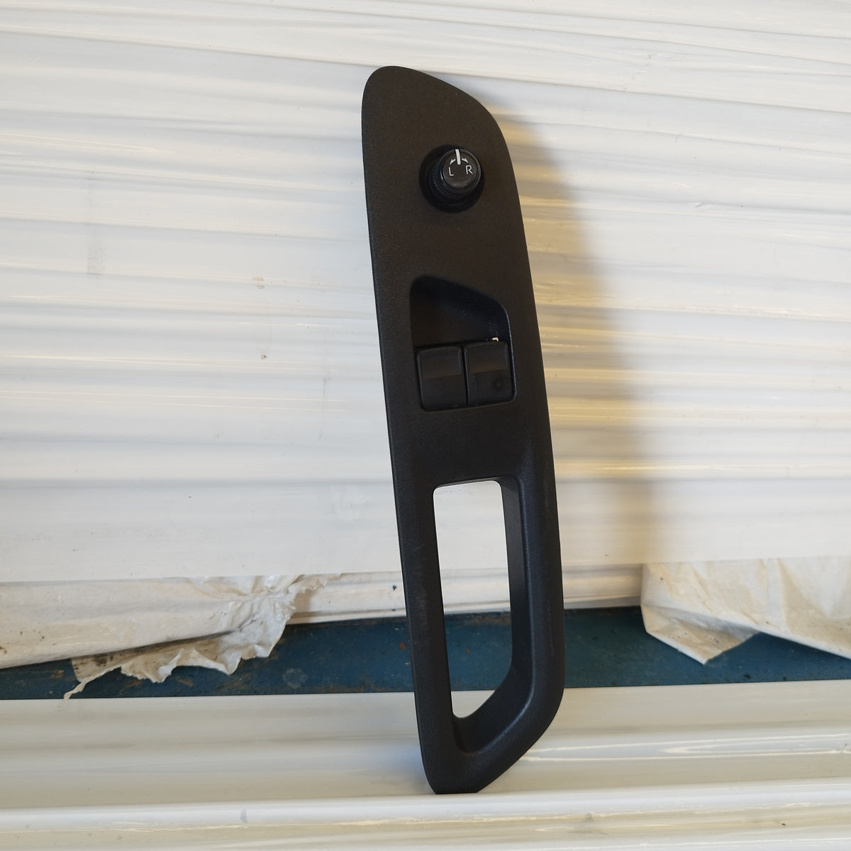 Pulsantiera alzacristalli anteriore sx Toyota Aygo X (AB70) 2022-2025 cod: 74232-0h060 ecoAC17539