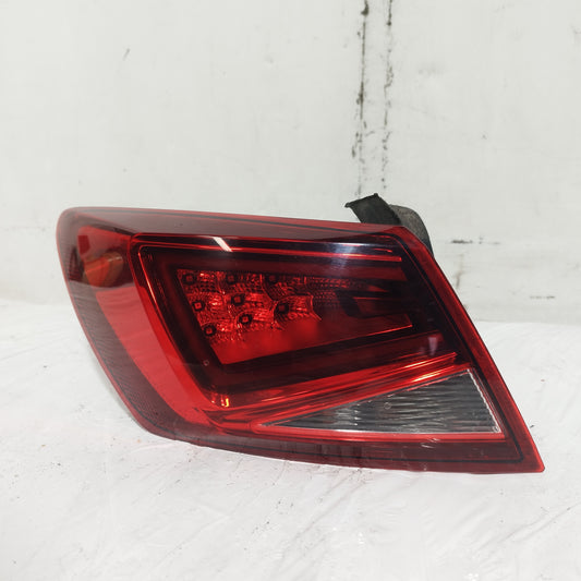 Fanale posteriore sx esterno a led Seat Leon (5F) Berlina 5 porte 2013-2016 ecoAC16065
