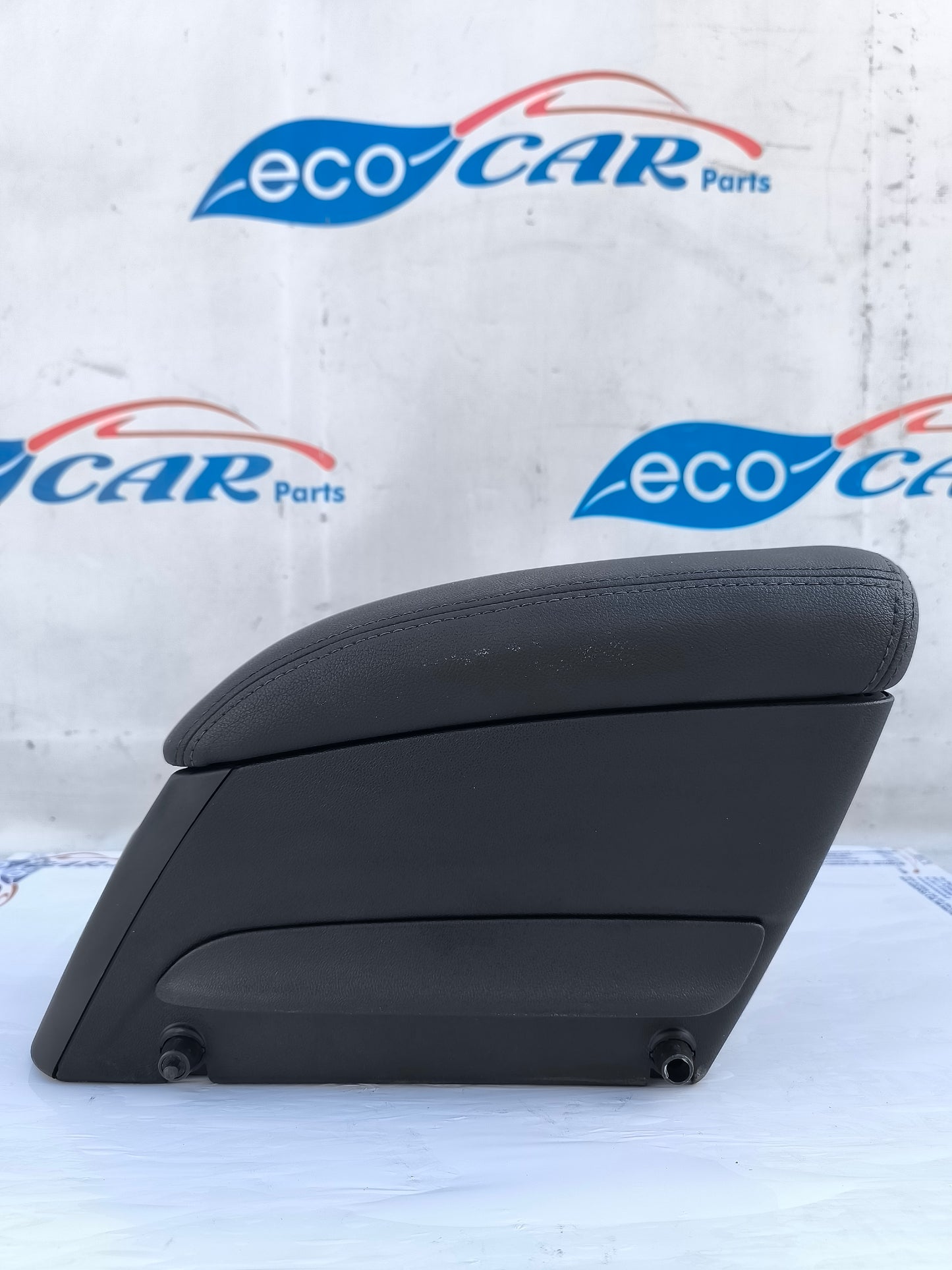 Schwarze Mittelarmlehne Opel Meriva B ecoAG5840