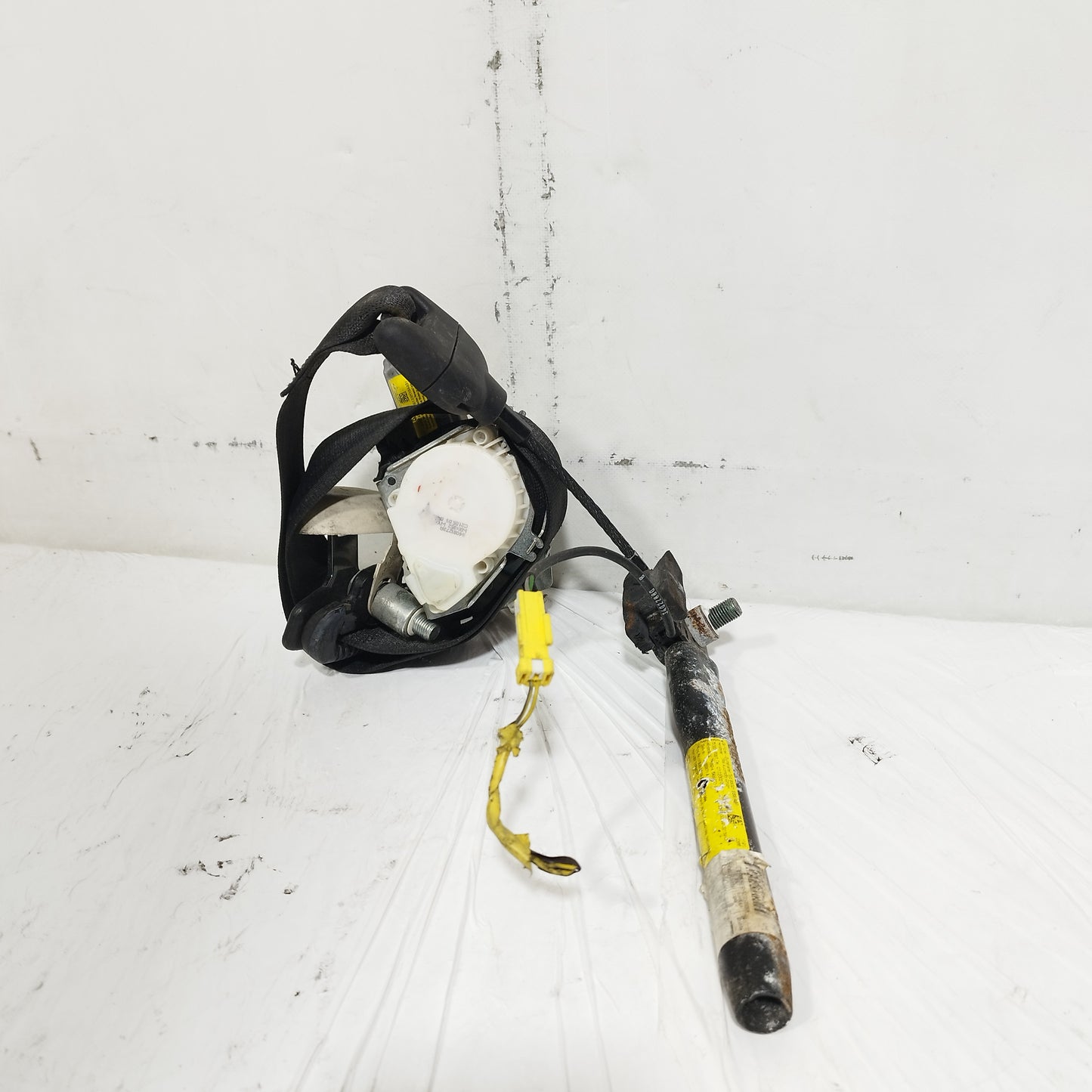 Cintura di sicurezza anteriore sx Fiat 500 2007-2015 cod: 34081273a ecoAC15599