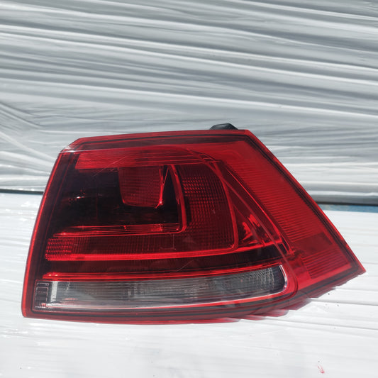 Fanale posteriore dx a led Volkswagen Golf 7 2014 cod: 5G0945096P ecoDM164