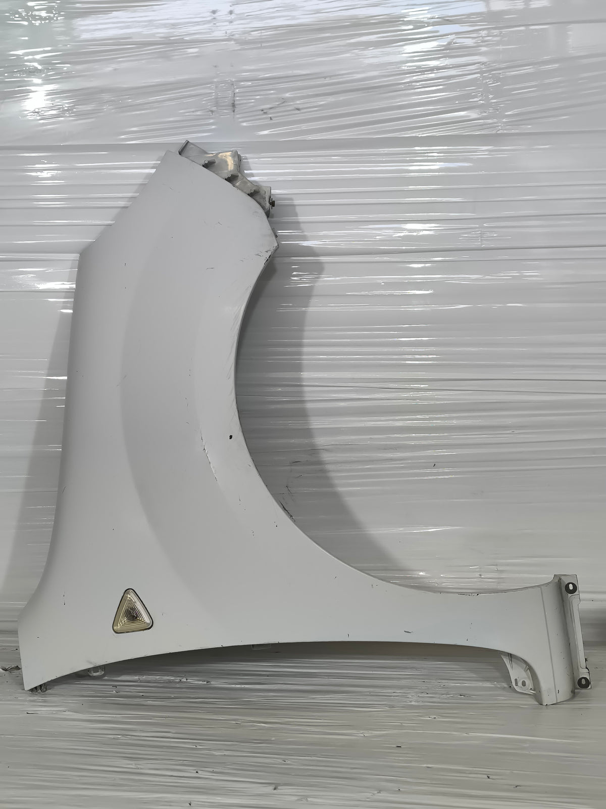 Parafango dx bianco Renault Kangoo II anno 2008-2013 ecoAG9828