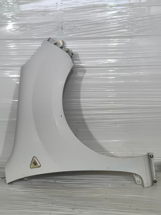 Parafango dx bianco Renault Kangoo II anno 2008-2013 ecoAG9828