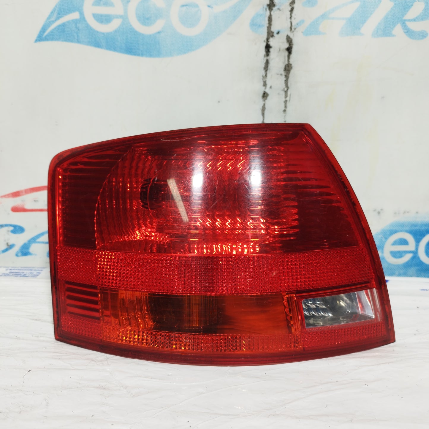 Audi A4 2006 ecoAC10766 linke äußere Rückleuchte