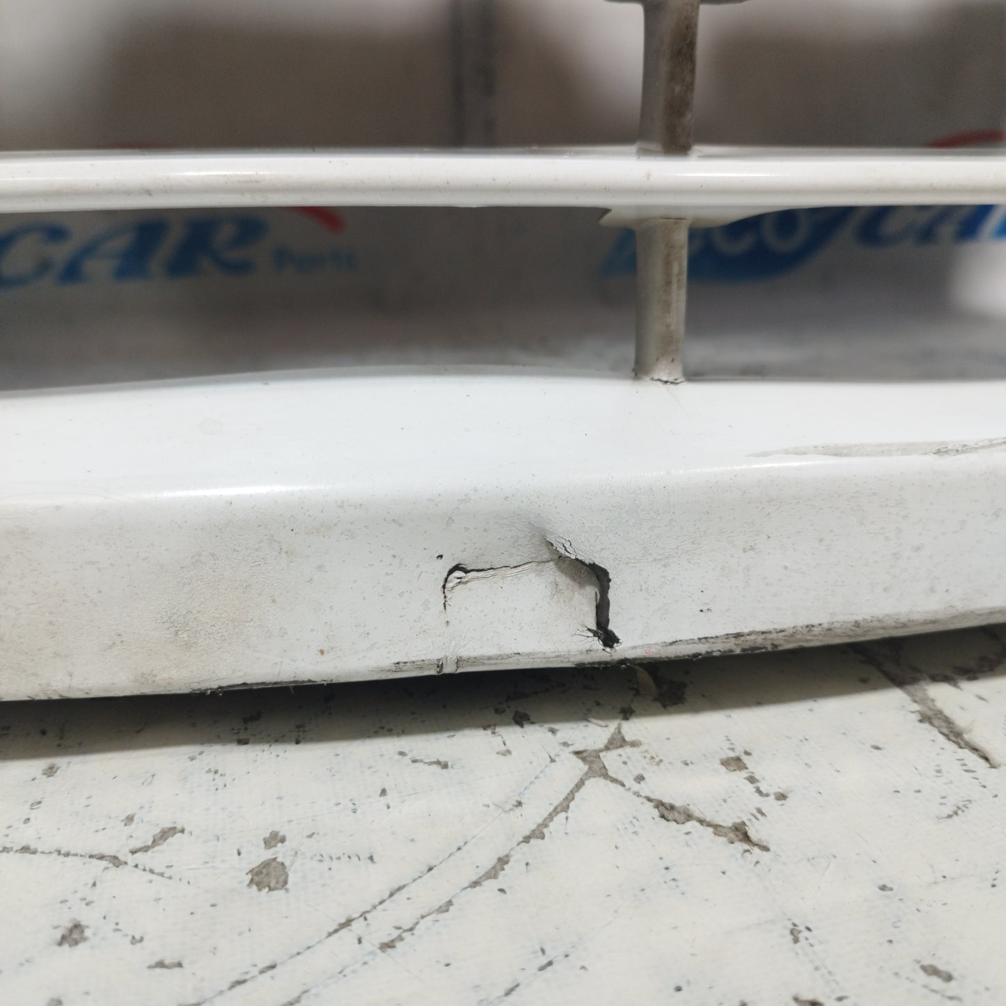 White Front Bumper Chevrolet Spark 2011 ecoAC9702