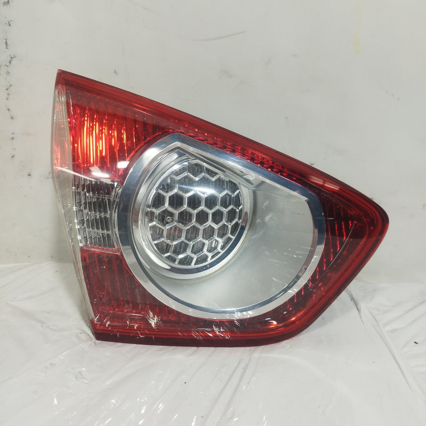 Fanale posteriore interno sx Ford Kuga 2010 cod: 8V41-13A603-AD ecoAC14587