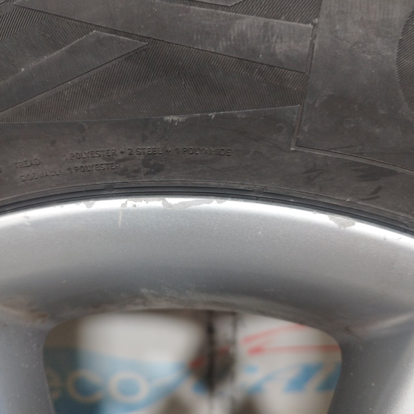 Komplette Leichtmetallfelgen mit Reifen Hyundai IX35 2011 225/60 R17 ecoAC9911