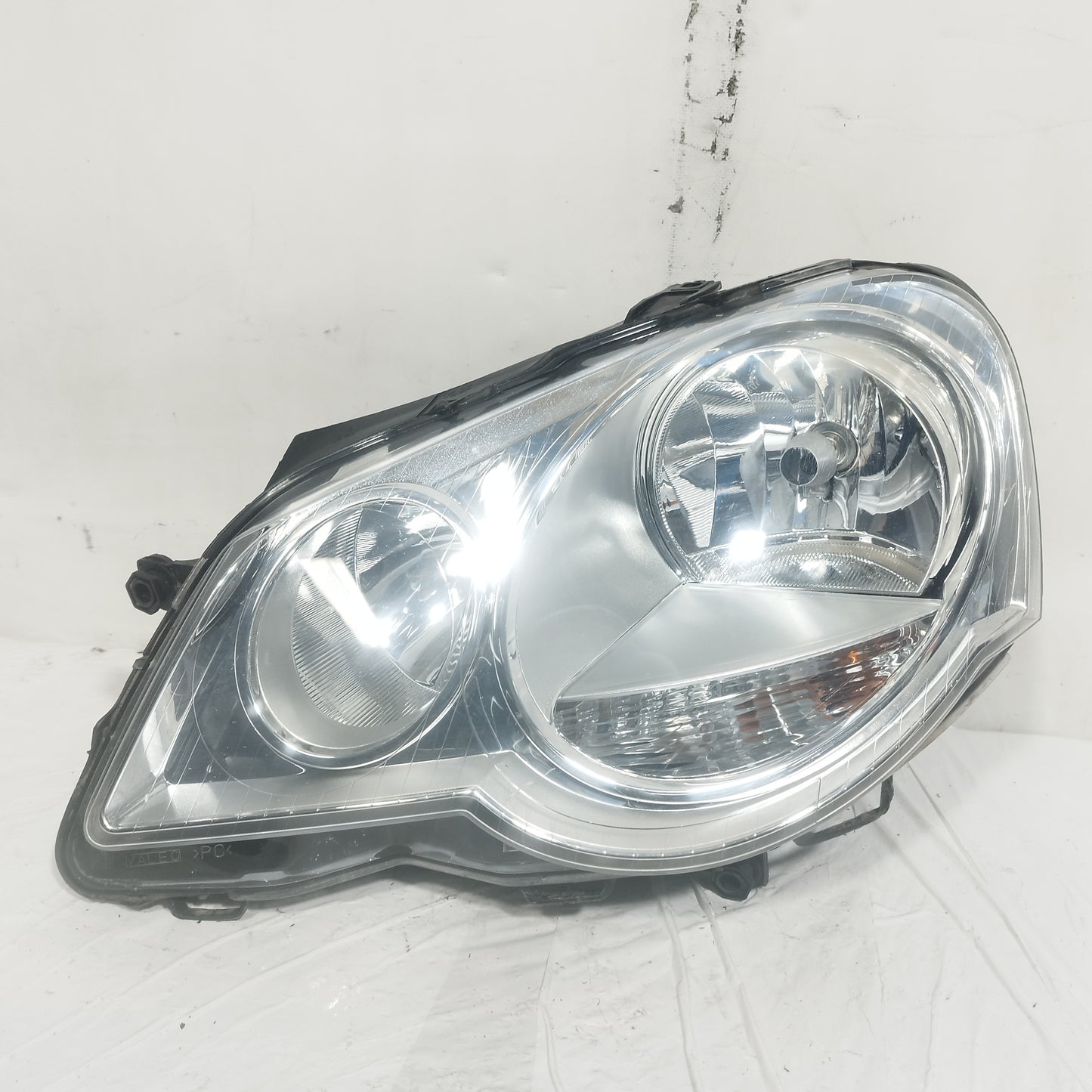 Fanale anteriore sx Volkswagen Polo 2008 cod: 89311999 ecoAC15133