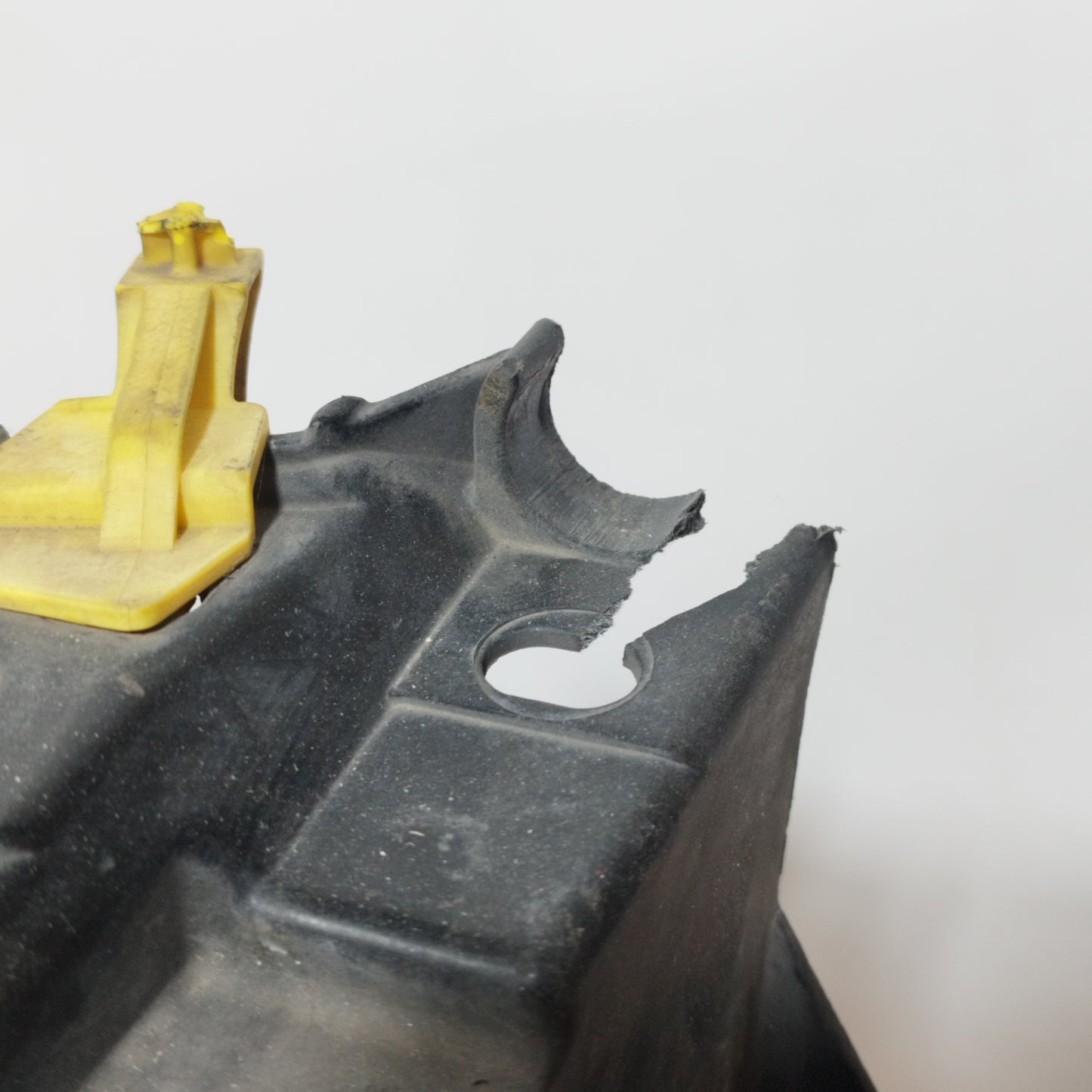 Ford Fiesta 2010 ecoAC10182 Frontgrill mit Verstärkung