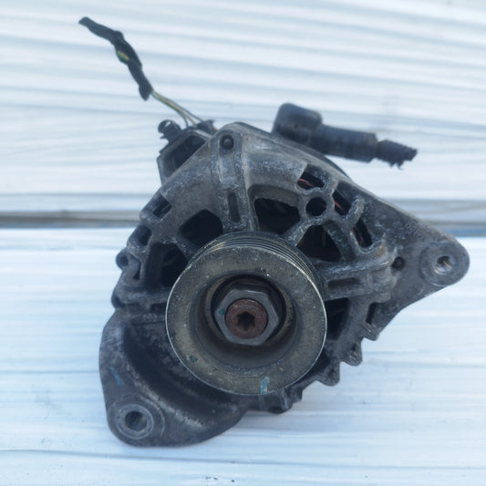 Alternatore Hyundai I10 1.0 B 2012 3 pin cod: 37300-04700 ecoAC15816