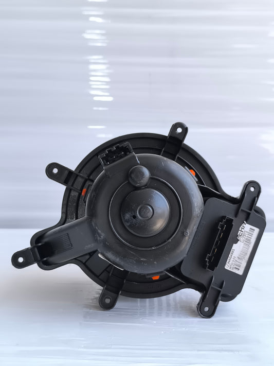 Ventola stufa abitacolo automatica Peugeot 3008 I / 5008 I anno 2009-2017 cod: t3953001 ecoAG8586