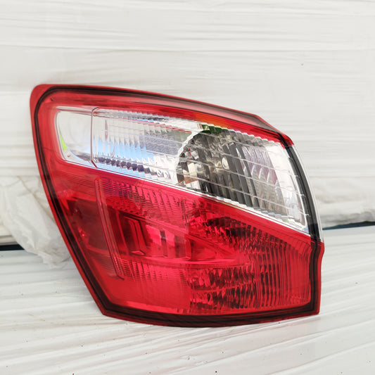 Fanale posteriore esterno sx Nissan Qashqai J10 2010-2013 Restyling ecoDM307