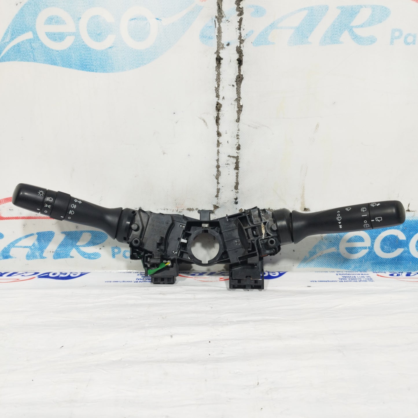 Peugeot 108 / Toyota Aygo 2017 Headlight Switch Code: 17J085 ecoAC11148